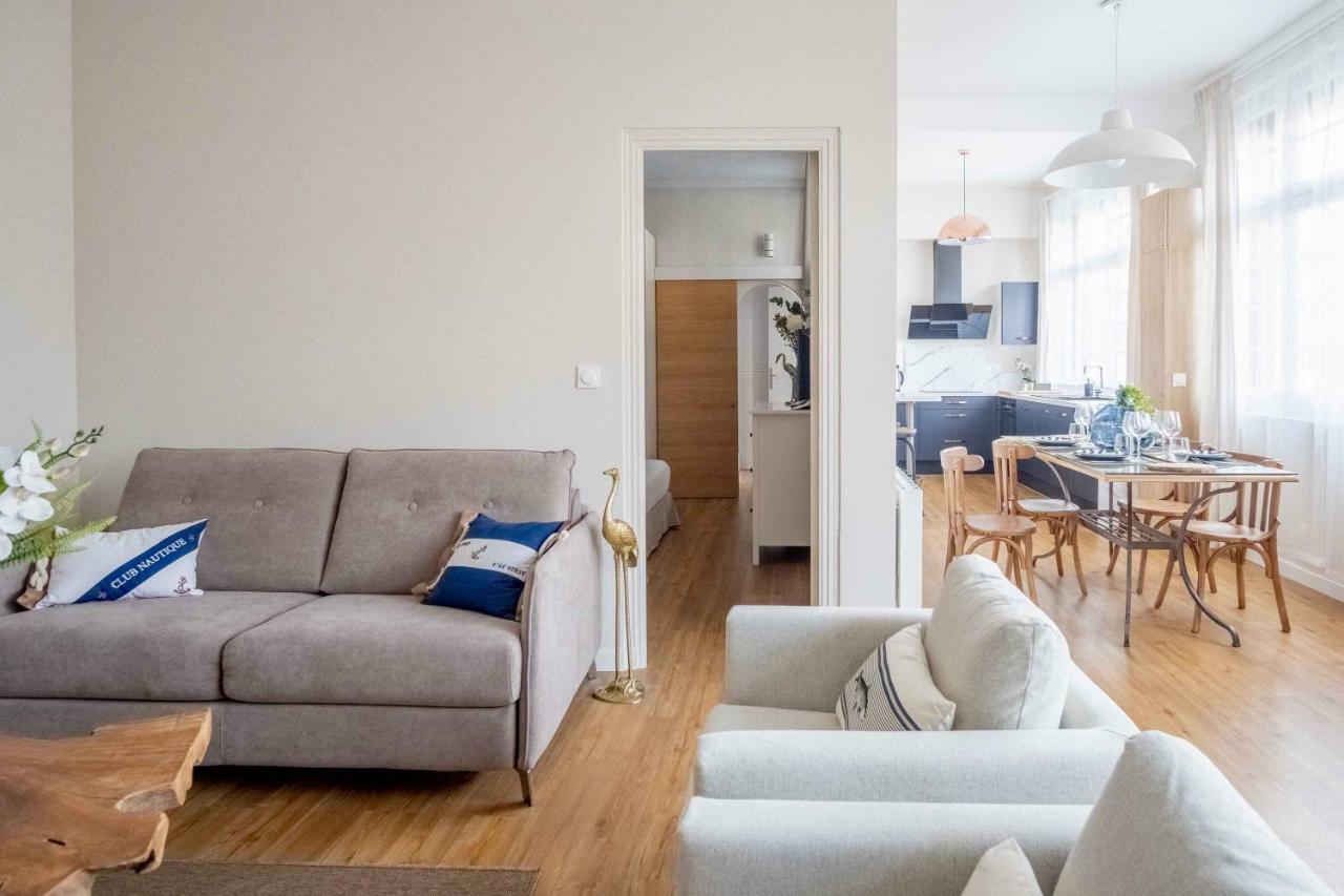 Elegant Appartement En Plein Coeur De Cabourg - Les Locations De Proust Exteriér fotografie